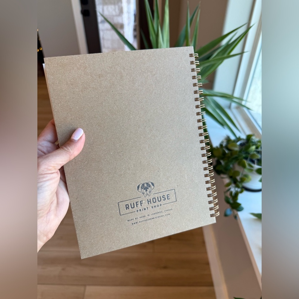 🌻 2/$20 Green Spiral Notebook with Plant Design - Picture 3 of 6